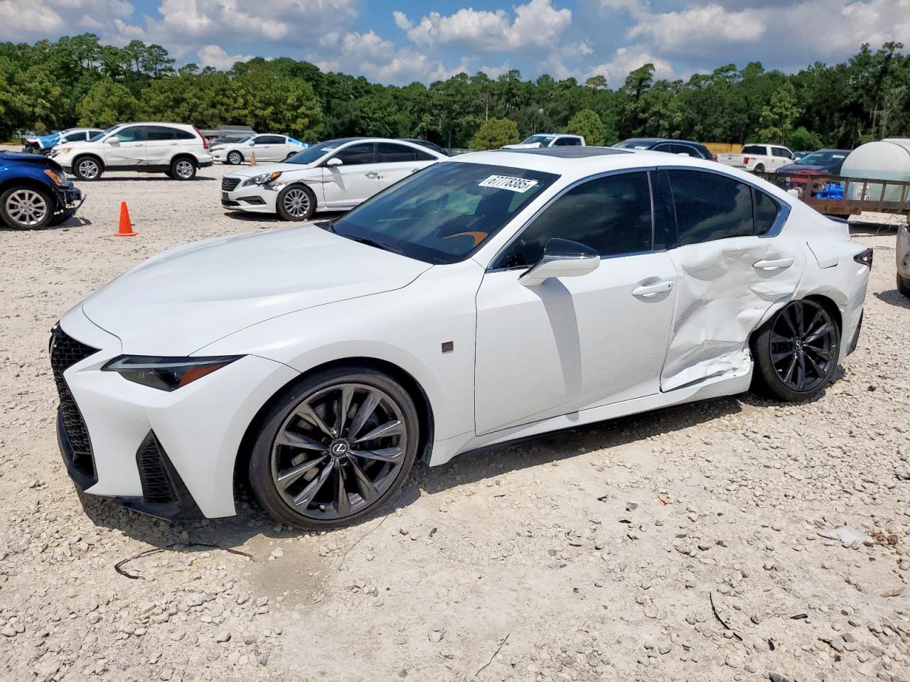 LEXUS IS 350 F SPORT DESIGN