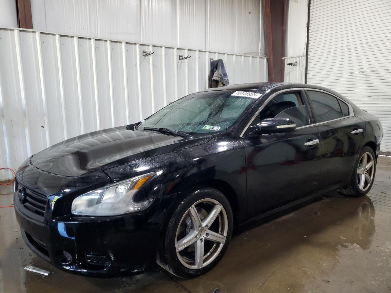 NISSAN MAXIMA S