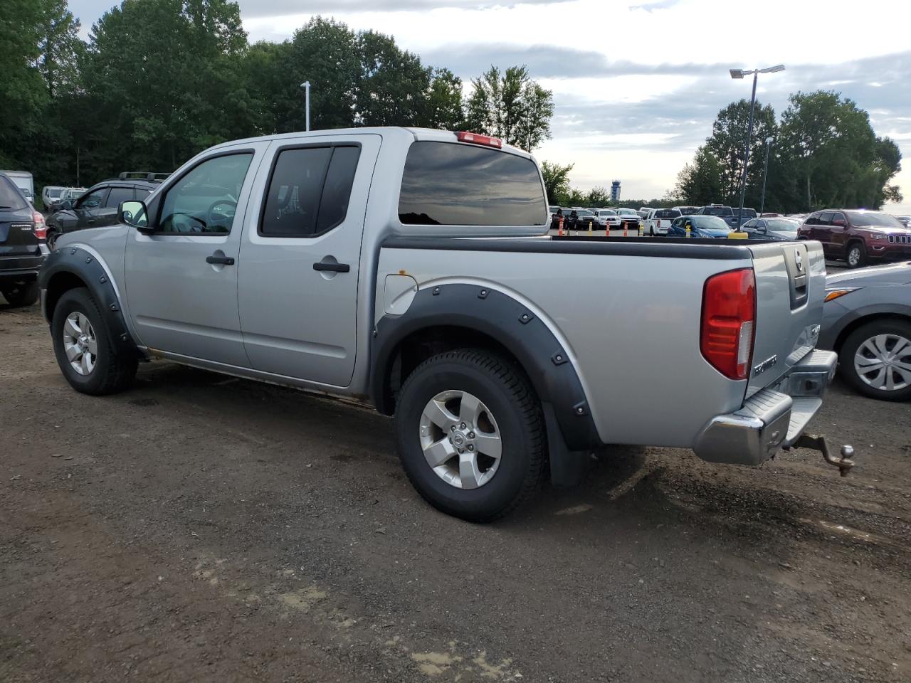 NISSAN FRONTIER S