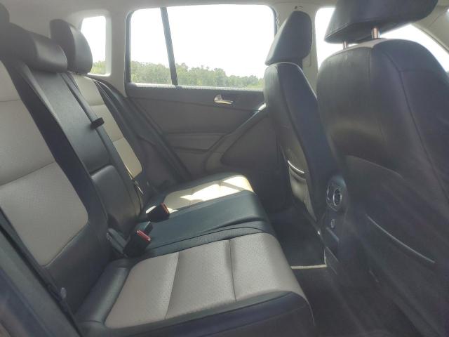 2016 VOLKSWAGEN TIGUAN S WVGBV7AX1GW600768