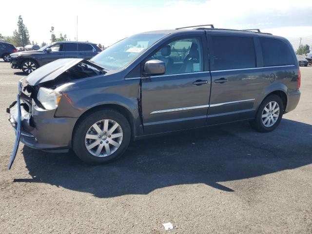 2016 CHRYSLER TOWN & COU #3302848890