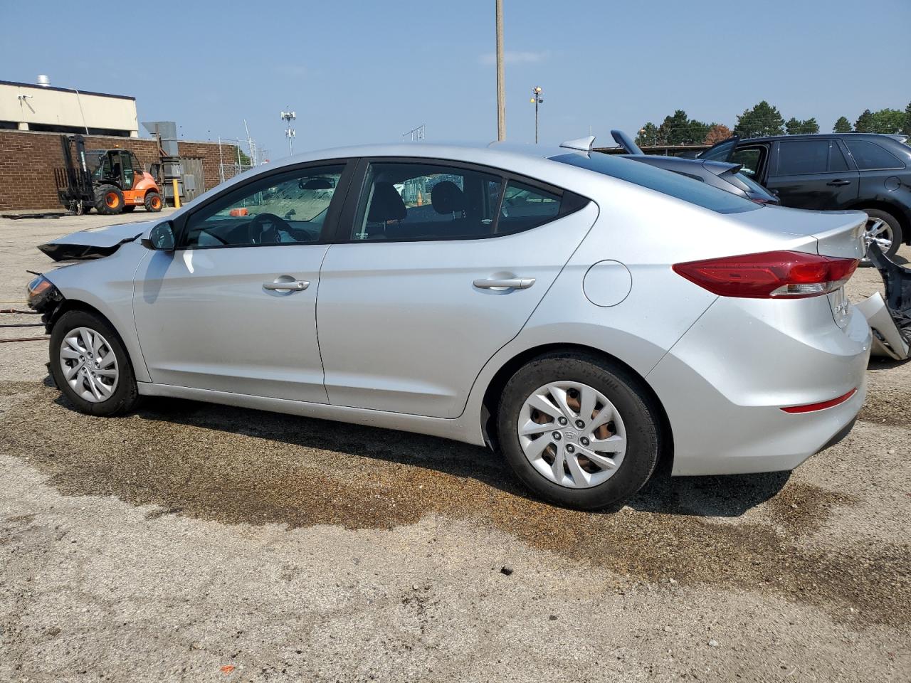 HYUNDAI ELANTRA SE