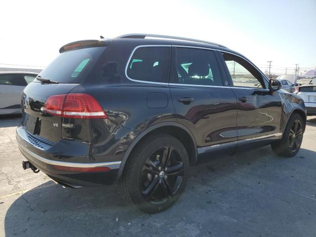 2017 VOLKSWAGEN TOUAREG WO WVGRF7BP2HD001661