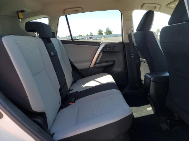 2018 TOYOTA RAV4 HV LE JTMRJREV7JD195814
