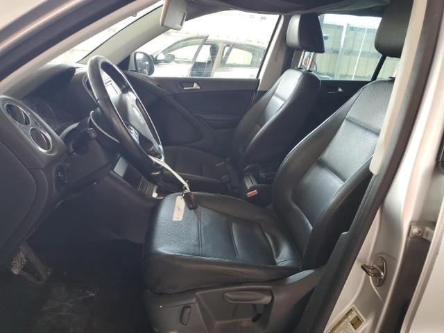 2010 VOLKSWAGEN TIGUAN S - WVGAV7AX9AW524333