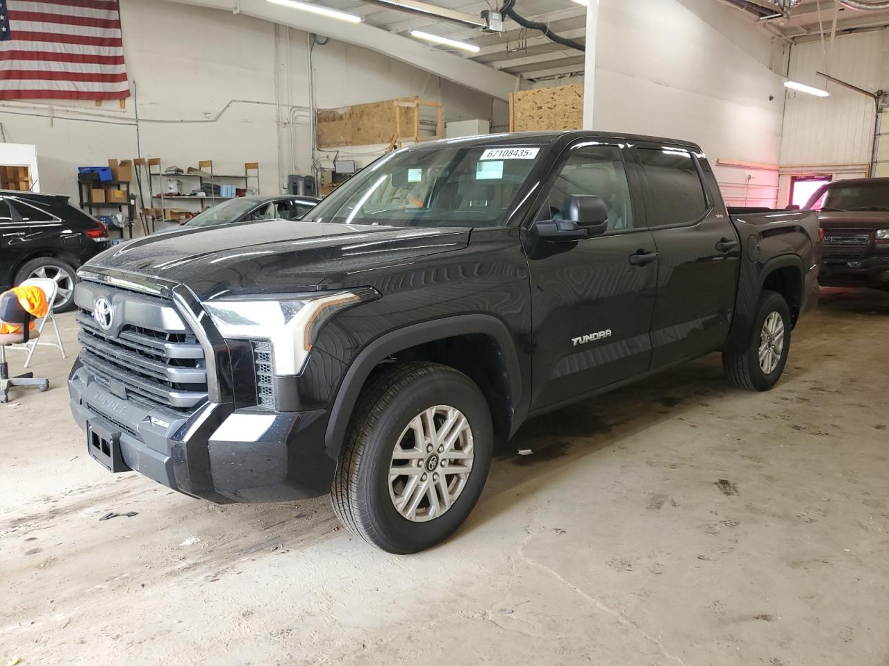 TOYOTA TUNDRA CREWMAX SR