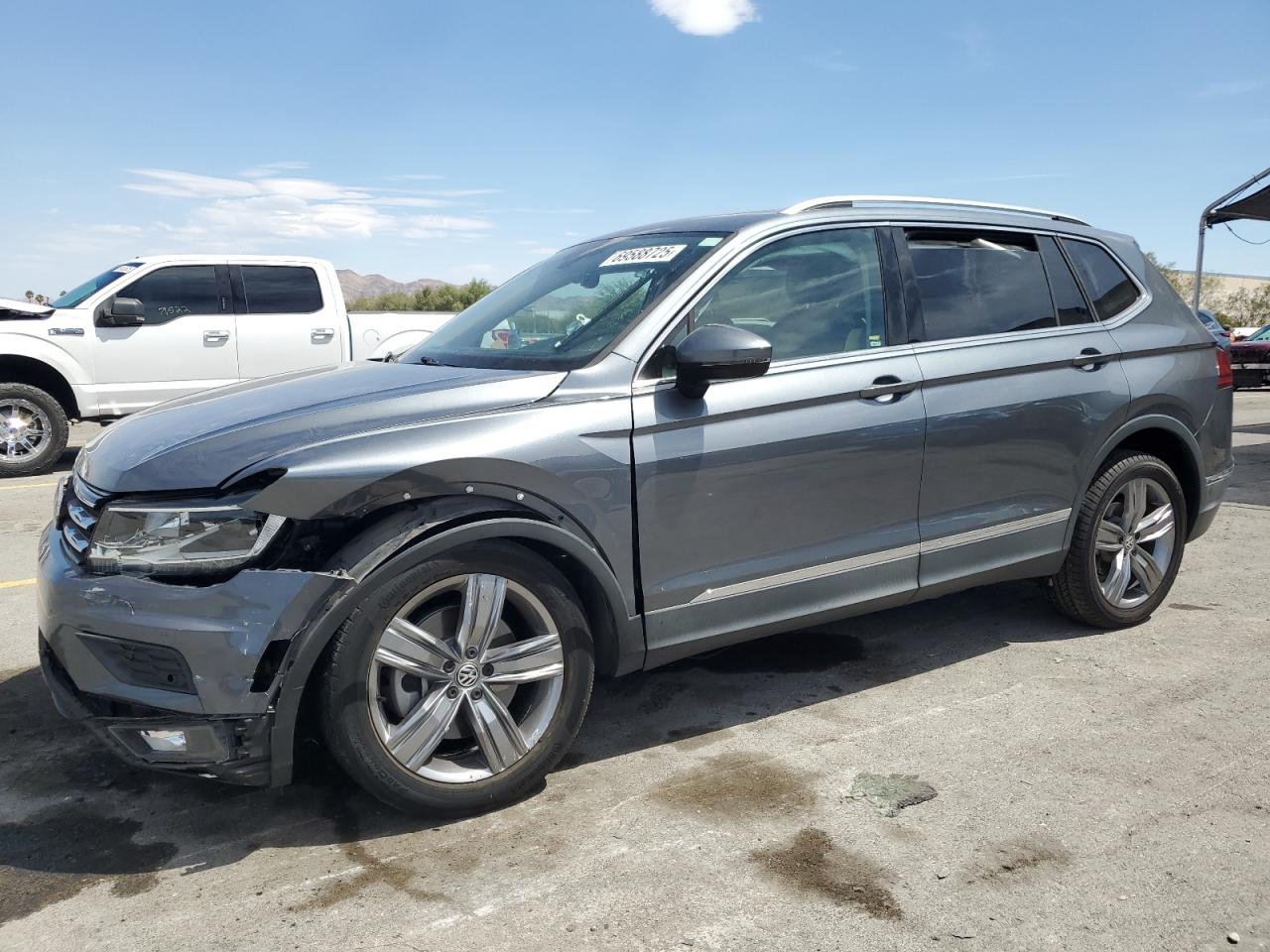 VOLKSWAGEN TIGUAN SE