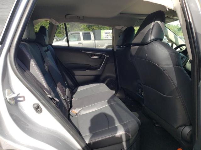2025 TOYOTA RAV4 XLE PREMIUM JTMB6RFV4SD153135