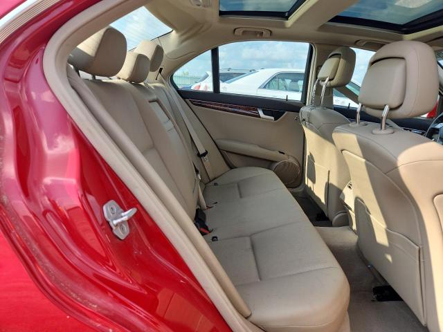 2012 MERCEDES-BENZ C 250 - WDDGF4HB4CR201996