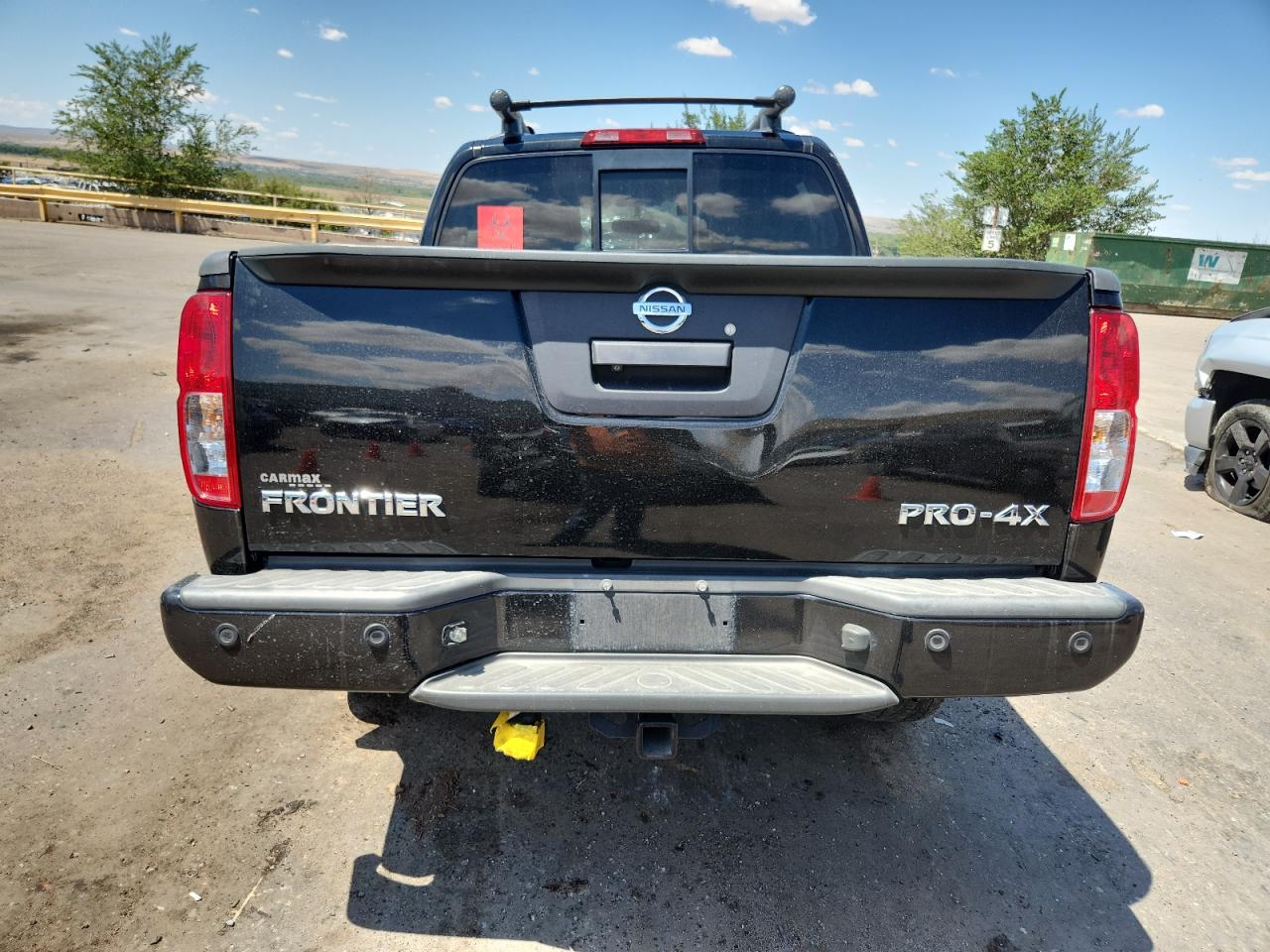 NISSAN FRONTIER S