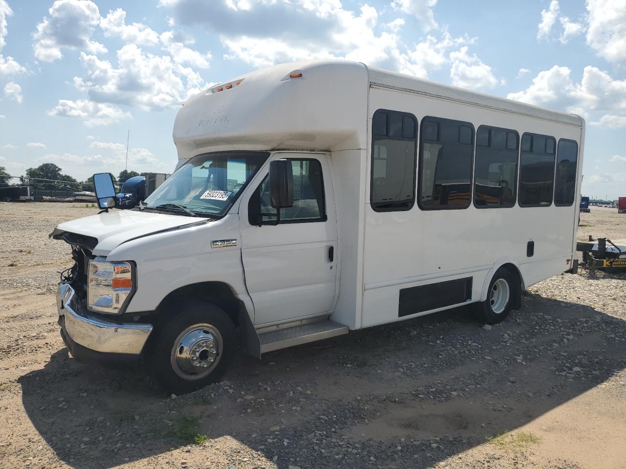 FORD ECONOLINE E350 SUPER DUTY CUTAWAY VAN