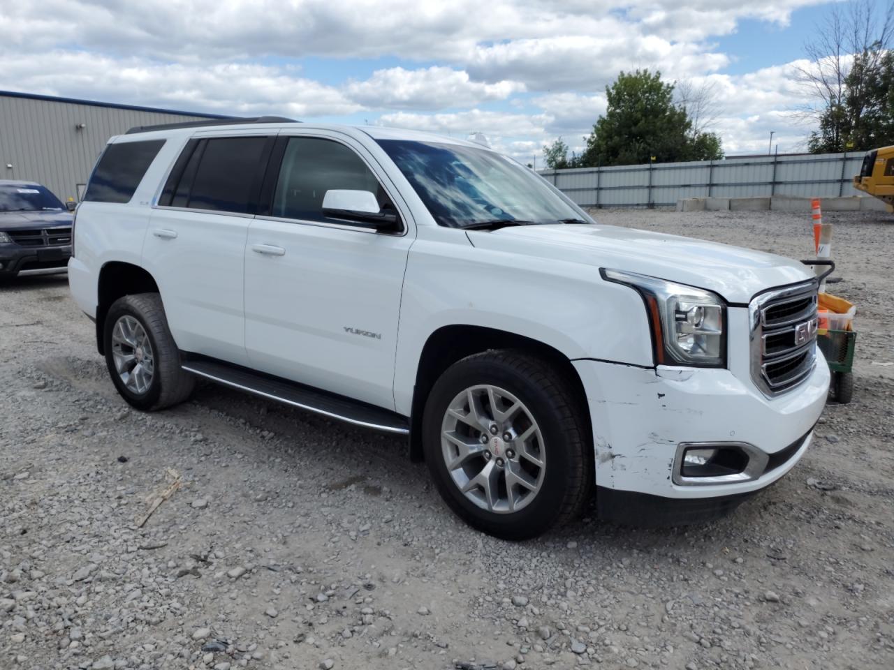 GMC YUKON SLE
