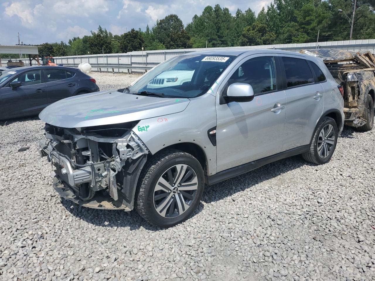 MITSUBISHI OUTLANDER ES