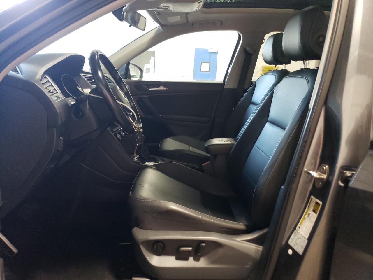 VOLKSWAGEN TIGUAN SE