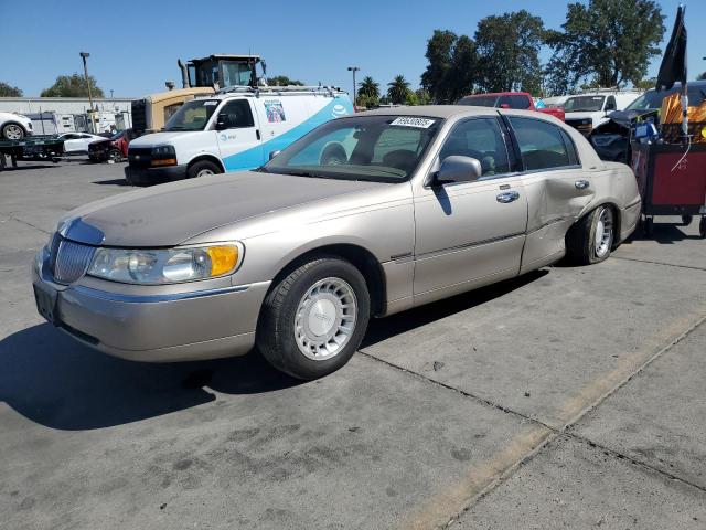 LINCOLN TOWN CAR EXECUTIVE