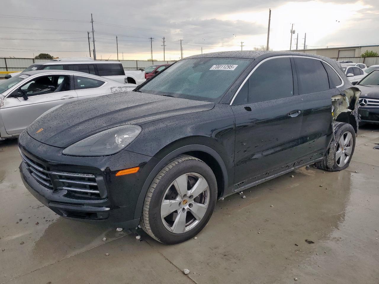 PORSCHE CAYENNE
