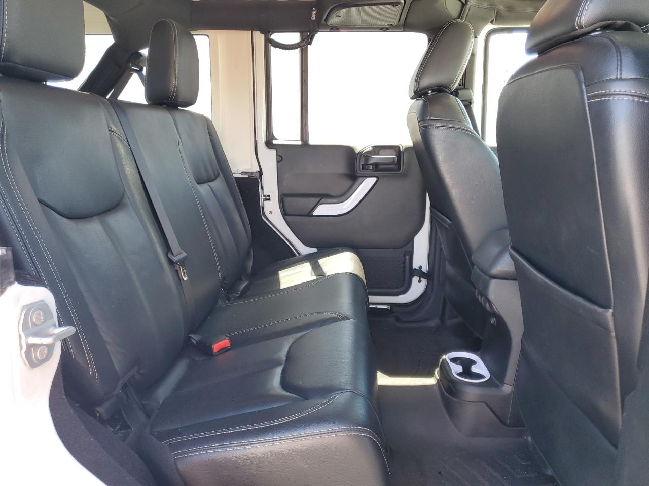 JEEP WRANGLER SAHARA