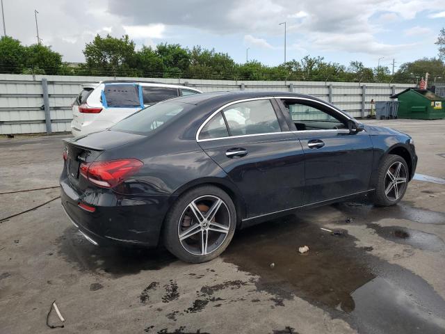 2019 MERCEDES-BENZ A 220 4MAT WDD3G4FB7KW024276