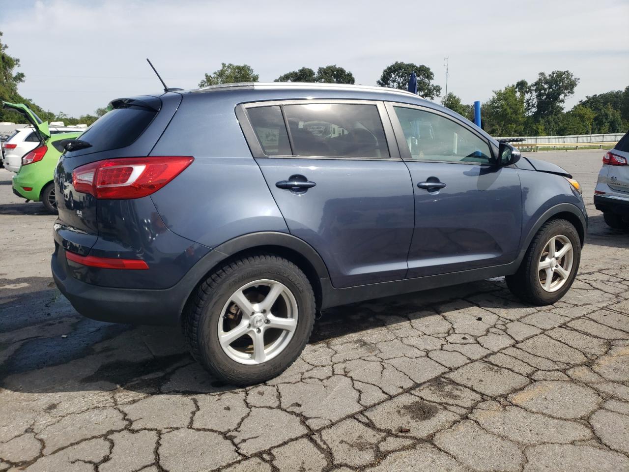 KIA SPORTAGE BASE