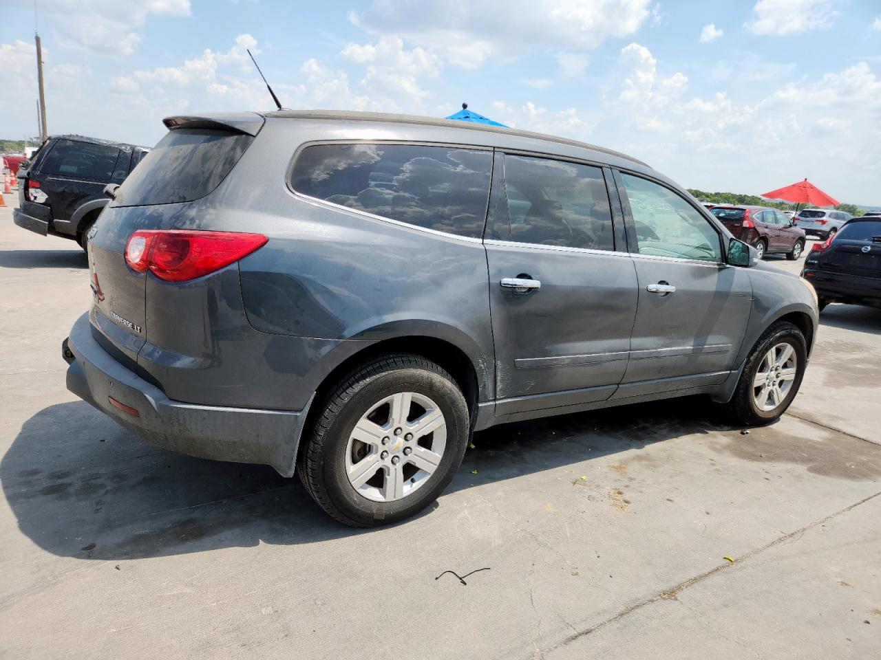 Lot #3311451269 2011 CHEVROLET TRAVERSE L