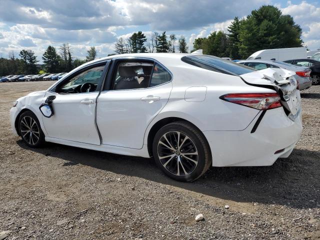 2018 TOYOTA CAMRY L 4T1B11HK2JU082143