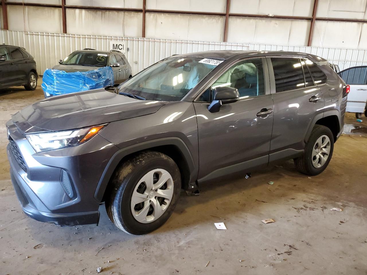 TOYOTA RAV4 LE