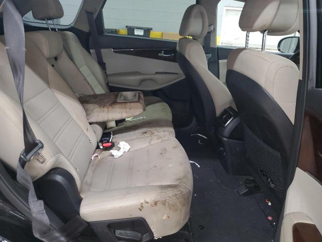 2016 KIA SORENTO LX 5XYPG4A36GG015102