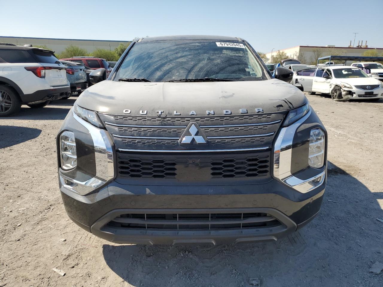 MITSUBISHI OUTLANDER SE