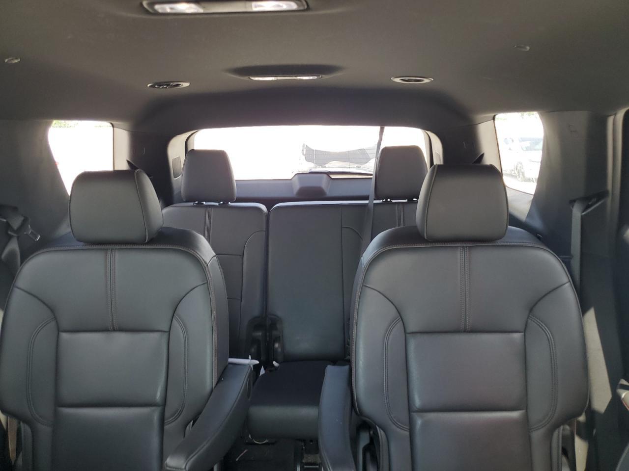 CHEVROLET TRAVERSE RS