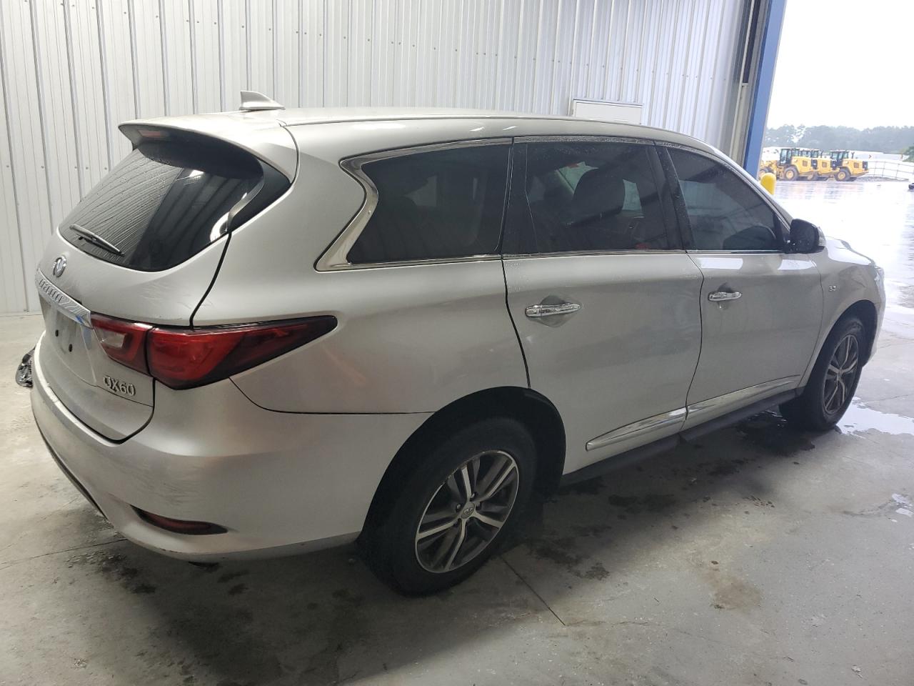 INFINITI QX60 LUXE