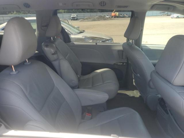 2019 TOYOTA SIENNA XLE 5TDYZ3DC7KS977943