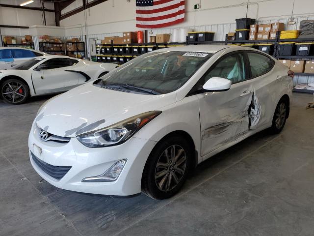 HYUNDAI ELANTRA SE