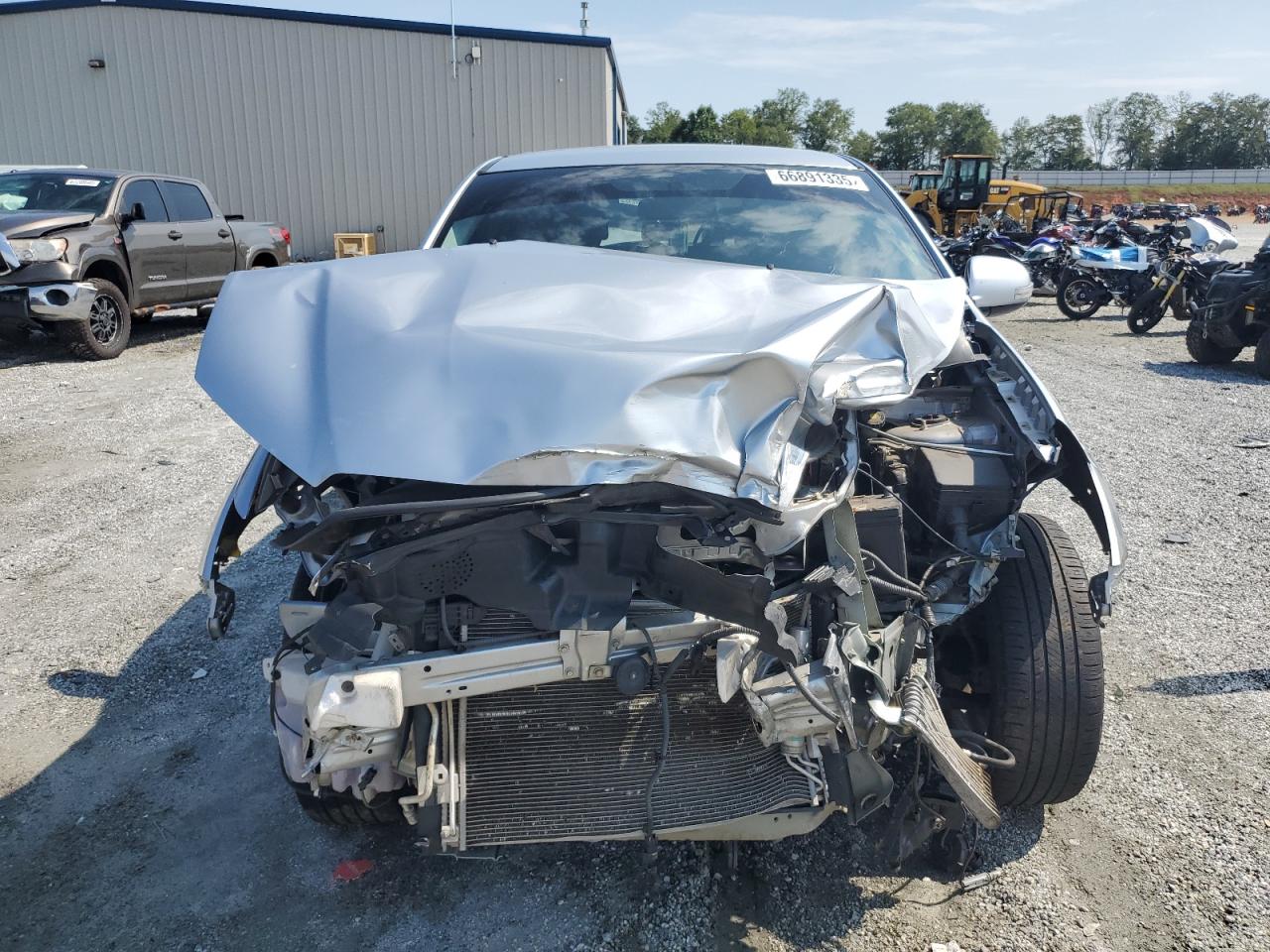 MITSUBISHI OUTLANDER ES