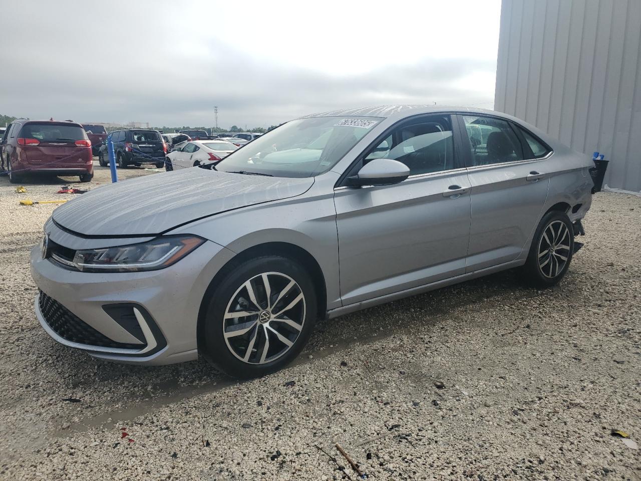 VOLKSWAGEN JETTA SE