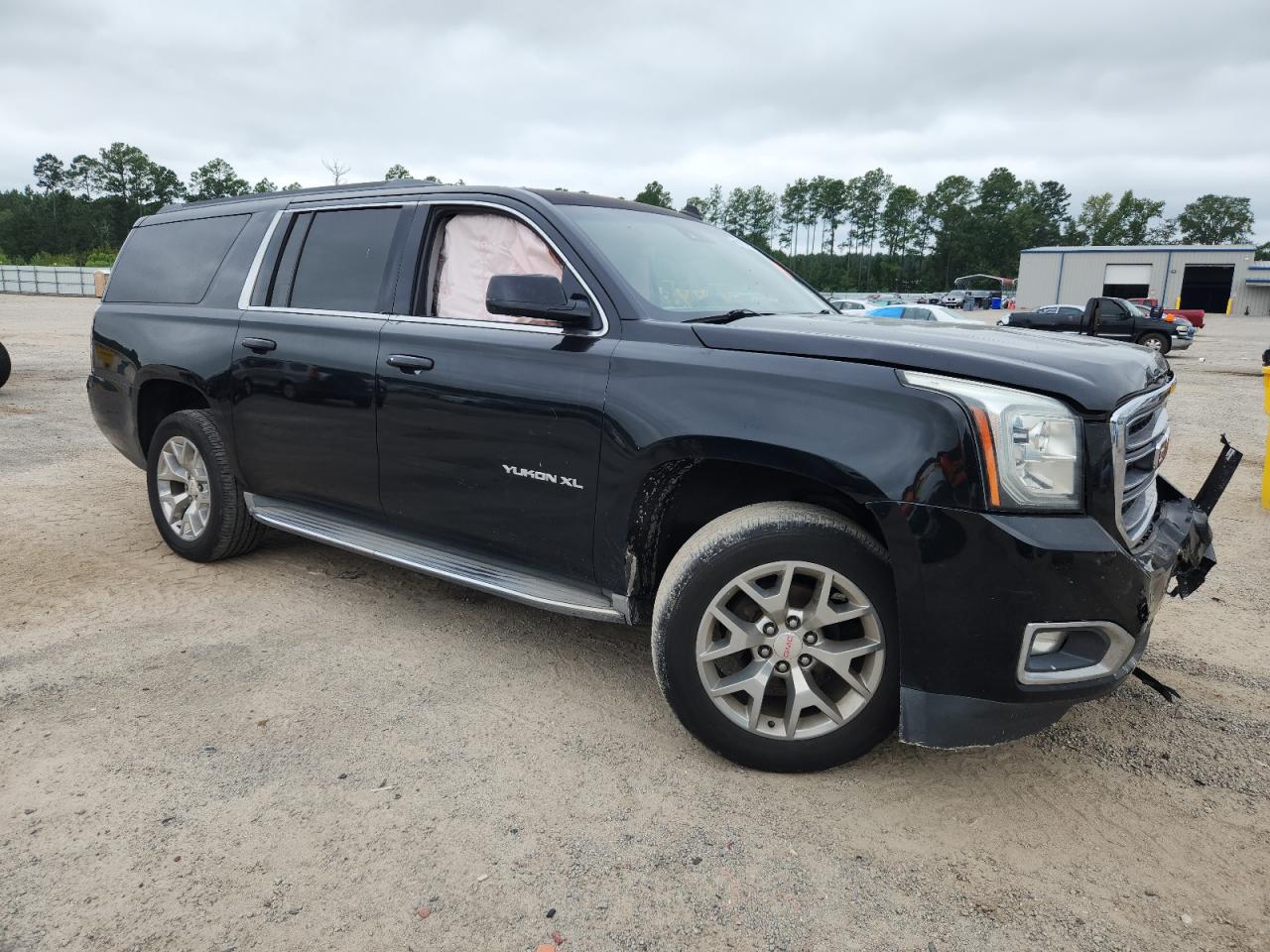 GMC YUKON C1500 SLT