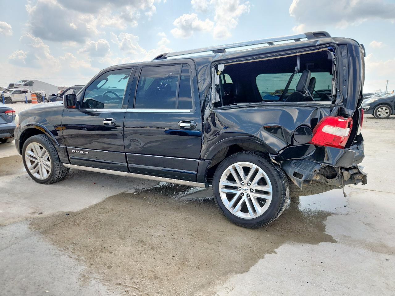 Lot #3246360658 2015 FORD EXPEDITION