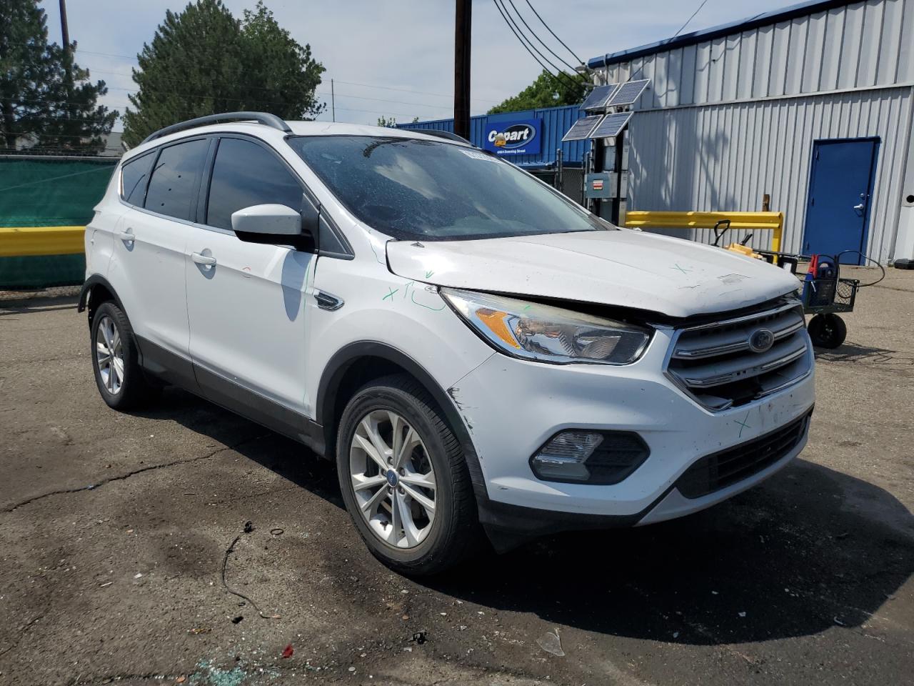 FORD ESCAPE SE