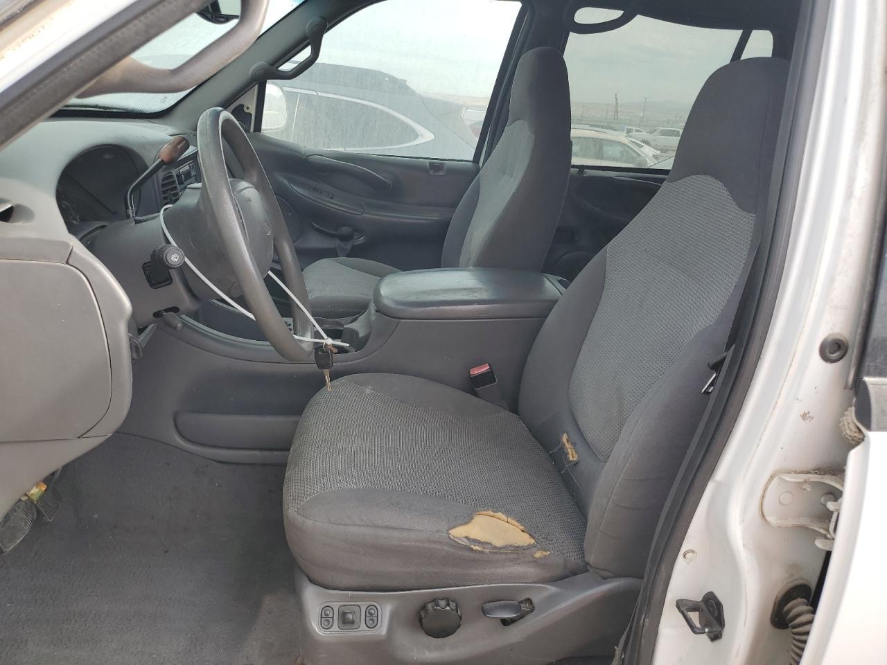 Lot #3286611898 2001 FORD EXPEDITION