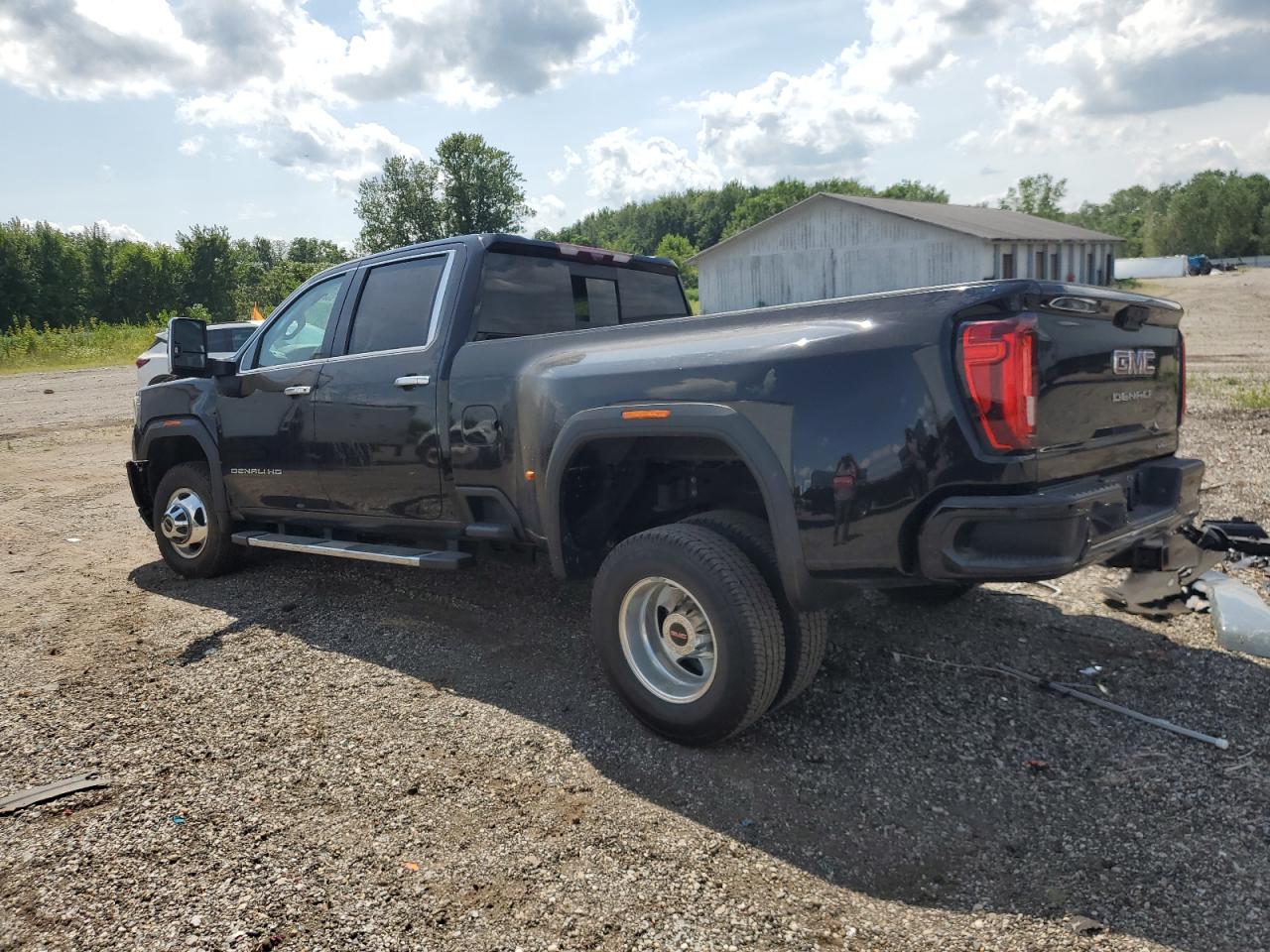 GMC SIERRA K3500 DENALI