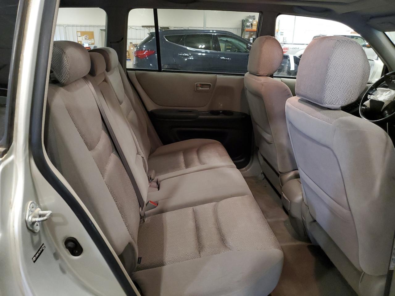 Lot #3304537439 2003 TOYOTA HIGHLANDER LIMITED