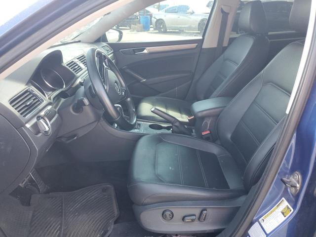 2017 VOLKSWAGEN PASSAT R-L 1VWDT7A36HC014244
