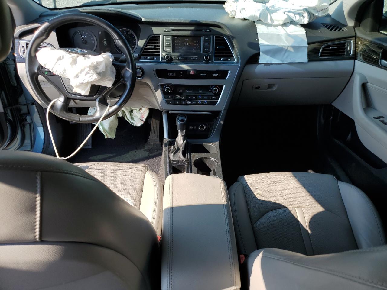 HYUNDAI SONATA HYBRID