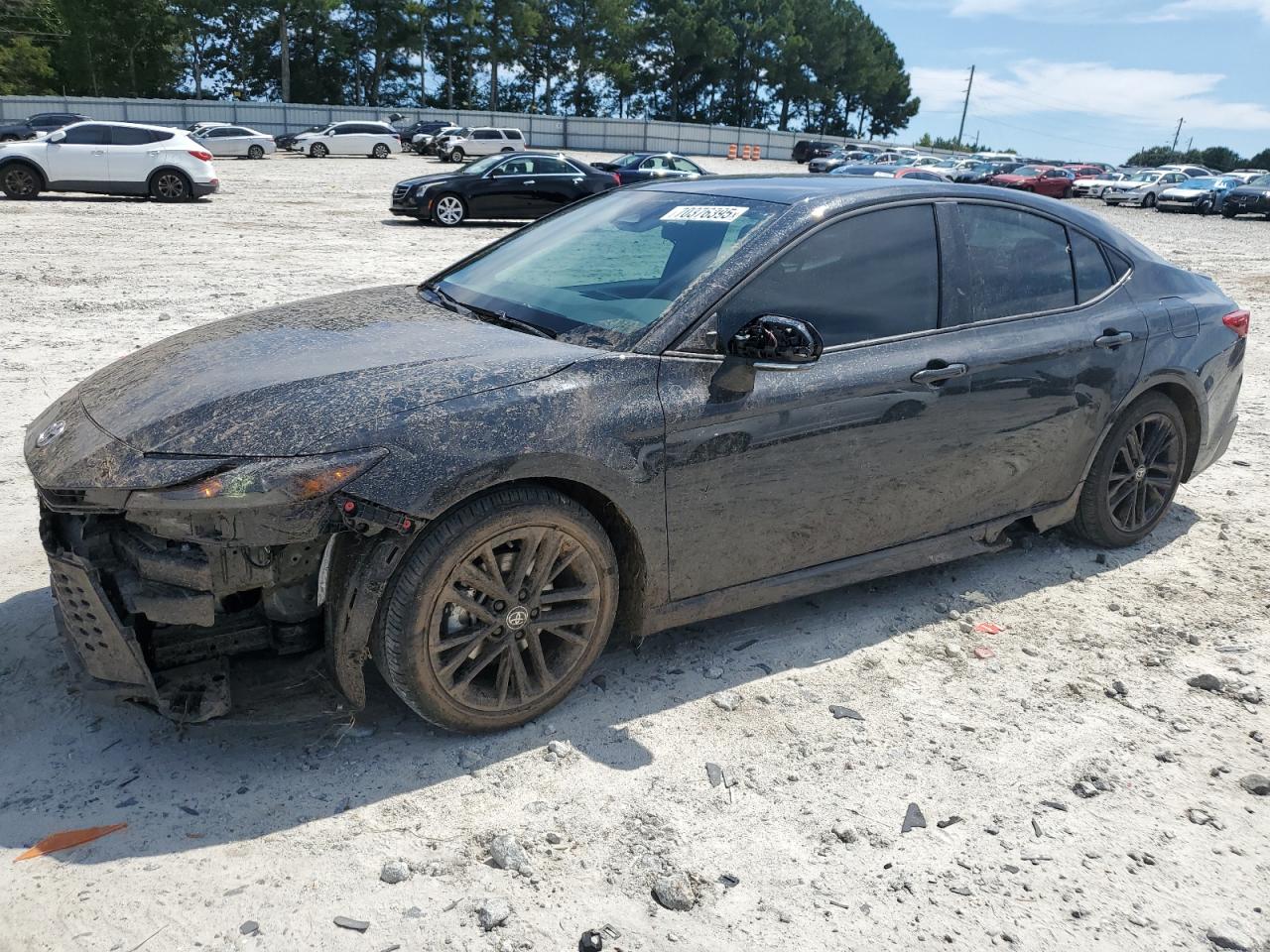 TOYOTA CAMRY XSE