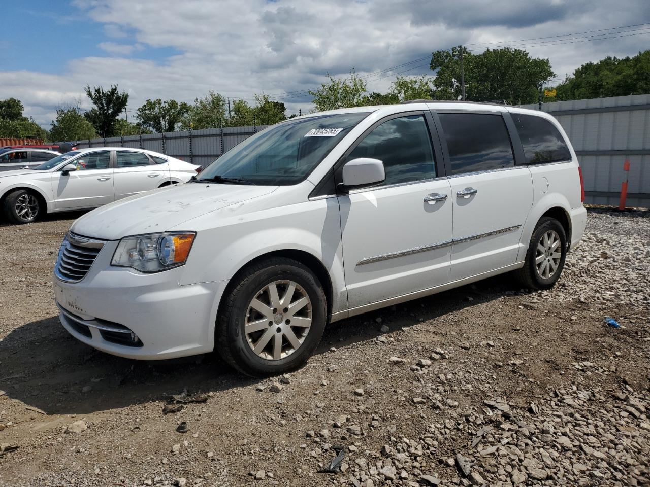 CHRYSLER TOWN & COUNTRY TOURING