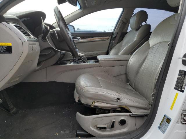 2015 HYUNDAI GENESIS 3. KMHGN4JE9FU043962