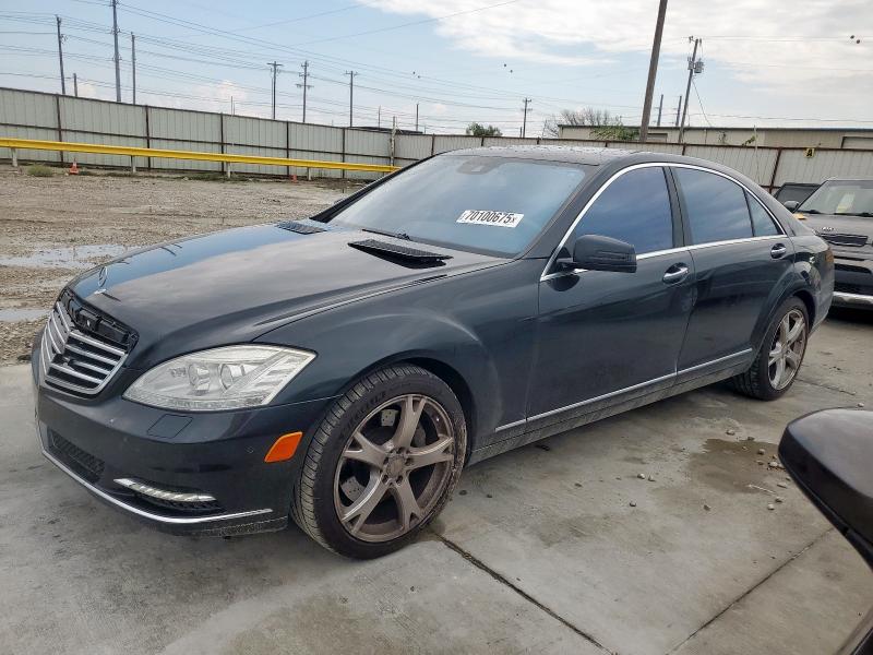 MERCEDES-BENZ S 550