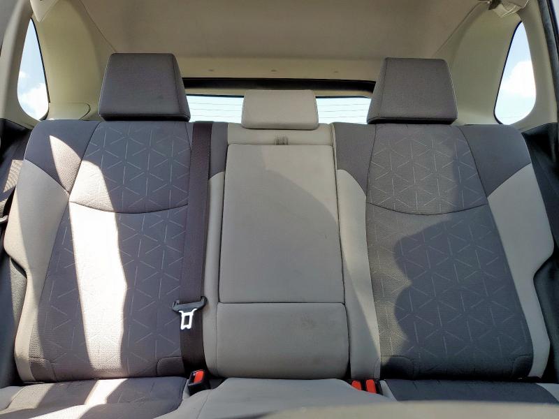 2019 TOYOTA RAV4 XLE - JTMW1RFV3KD025601