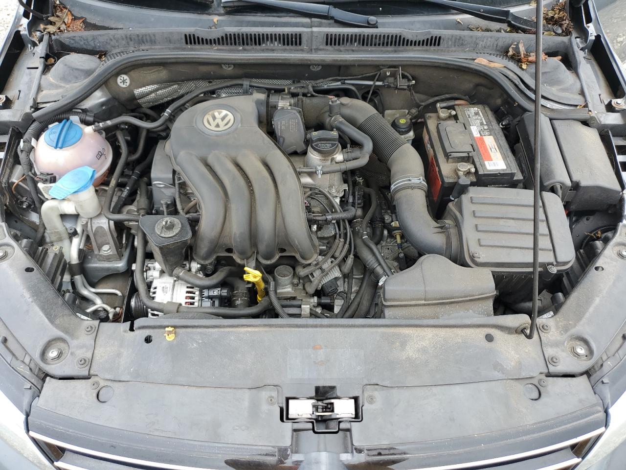 VOLKSWAGEN JETTA BASE