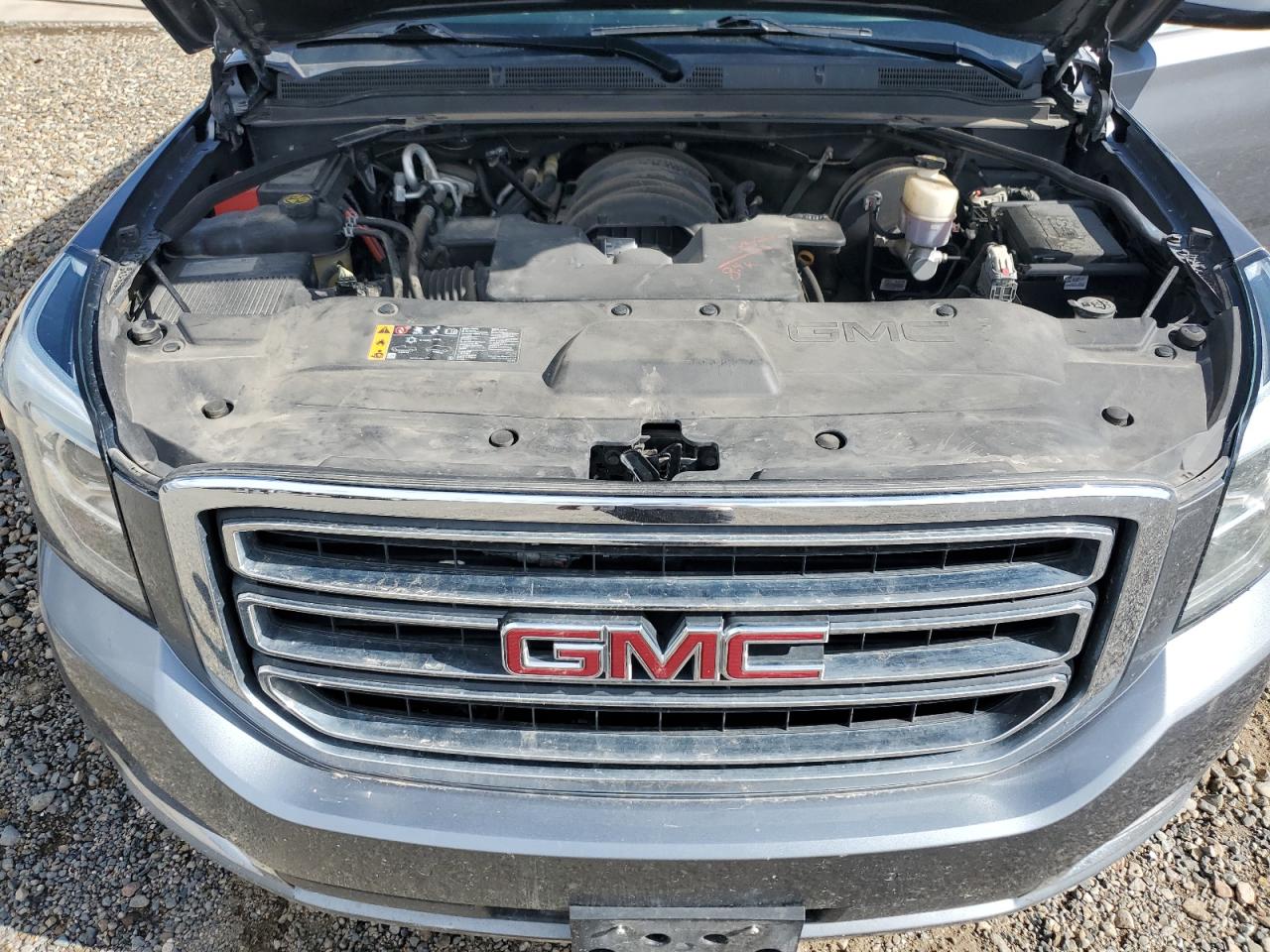 GMC YUKON K1500 SLT