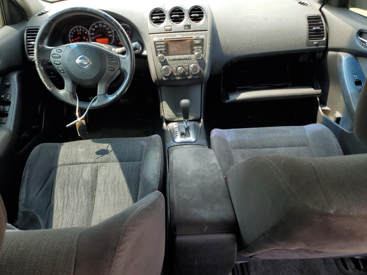 NISSAN ALTIMA BASE